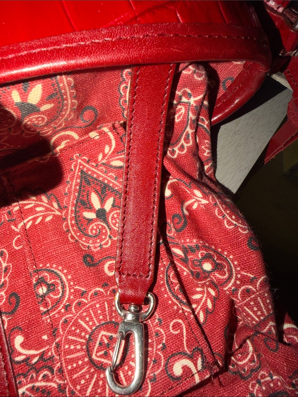 Brighton Red Trim Woven Shoulder Bag with Heart Charm - Picture 9 of 12